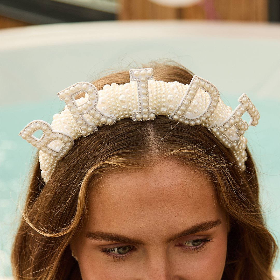 Bride panta helmikoristeilla - Image 2