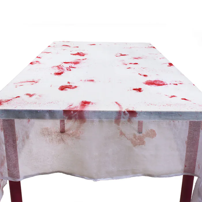 Halloween pöytäliina bloody 150x180cm